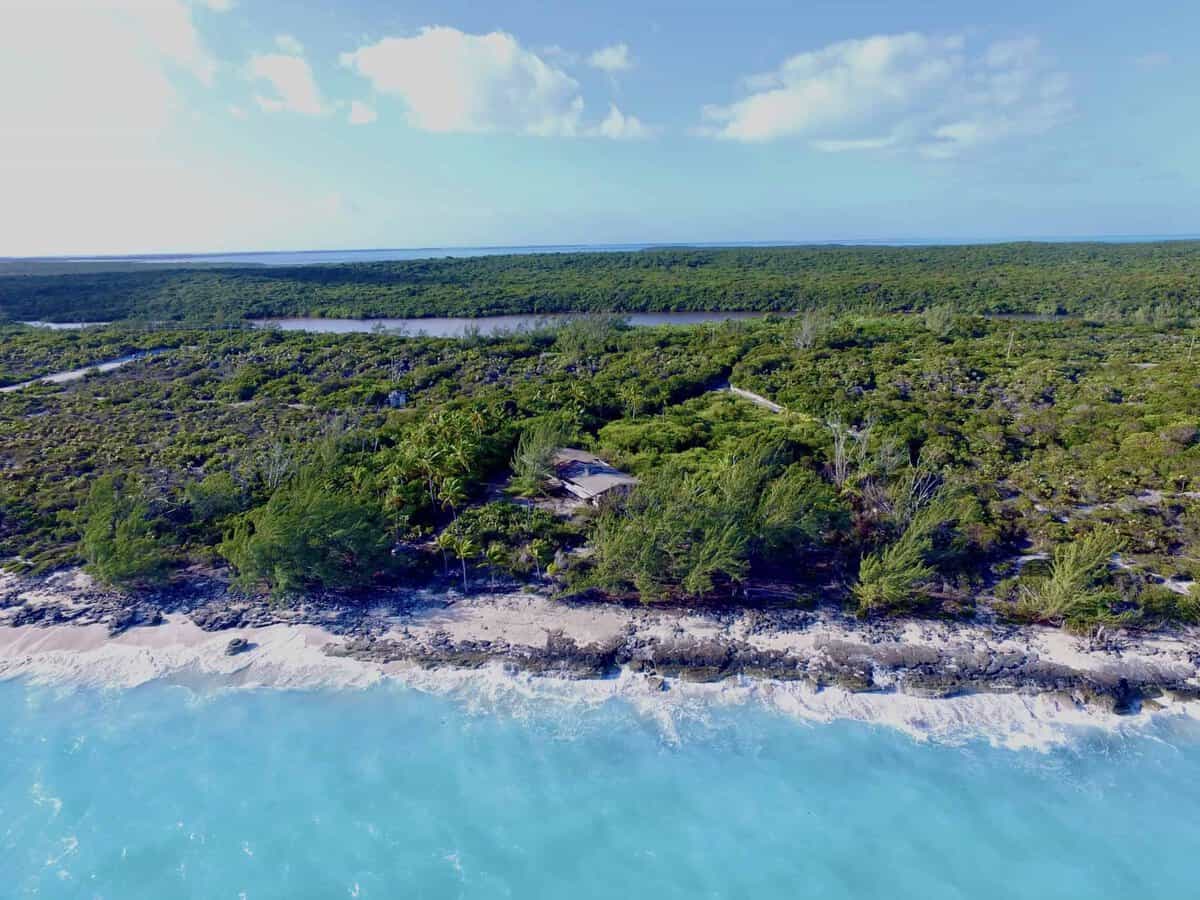 Queen's Highway Exuma BS