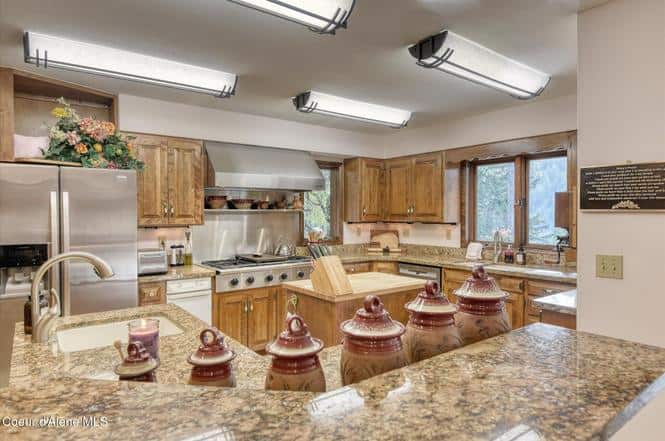 2885 S Folsom Ridge Road Coeur dAlene ID 83814
