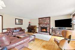 24 Cross Bow Lane North Andover MA 01845