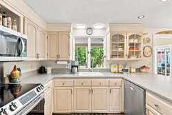 24 Cross Bow Lane North Andover MA 01845