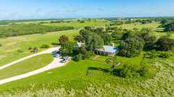 117 Creek 326 Kenedy TX 78119