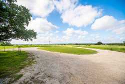 117 Creek 326 Kenedy TX 78119