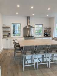 Vineyard Haven MA 02568