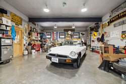 1502 NY-22 Essex NY 12936