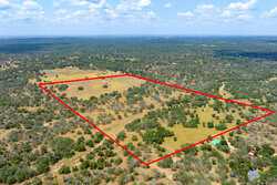 2774 County Road 320 Floresville TX 78114