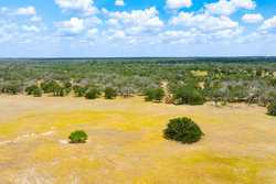2774 County Road 320 Floresville TX 78114