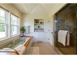 Oak Bluffs MA 02557