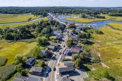 162 Main Street Essex MA 01929