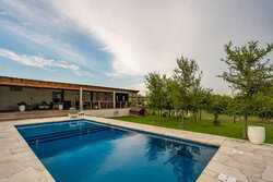 11089 Alt 90 Seguin TX 78155