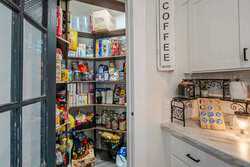11089 Alt 90 Seguin TX 78155