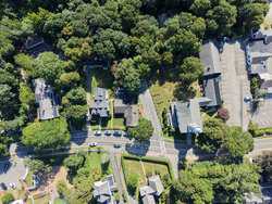 555 Main Centerville MA 02632