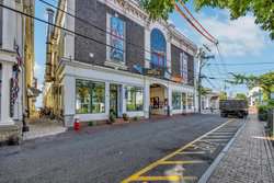 237 Commercial Provincetown MA 02657