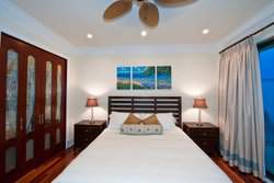 New Providence/Paradise Island BS