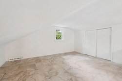 8 Captain's Lane Mattapoisett MA 02739