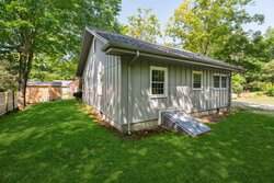 8 Captain's Lane Mattapoisett MA 02739
