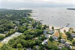 8 Captain's Lane Mattapoisett MA 02739
