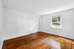 8 Captain's Lane Mattapoisett MA 02739