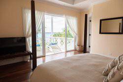 Harbour Island BS