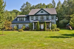 (SOLD/CLOSED) 10 Purling Brooks Drive Hanover NH 03755