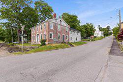 Hallowell ME
