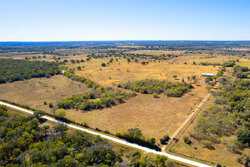 1956 County Road 441 Harwood TX 78632
