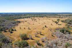 1956 County Road 441 Harwood TX 78632