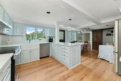 10 Reiling Pond Road Lincoln MA 01773