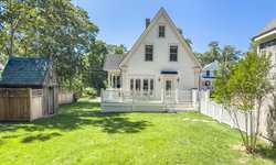 Vineyard Haven MA 02568