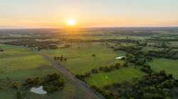 1173 Fm 1386 Luling TX 78648