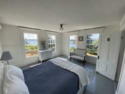 Vinalhaven ME 04863