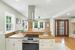 10 Thorndike Reading MA 01867