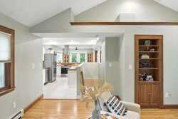 10 Thorndike Reading MA 01867