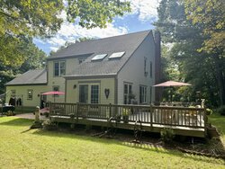 8 Fenton Bluffs Willington CT 06279