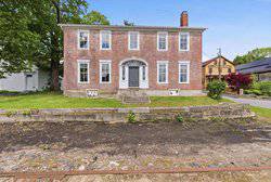 Hallowell ME