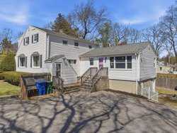 215 Pearl Street Reading MA 01867