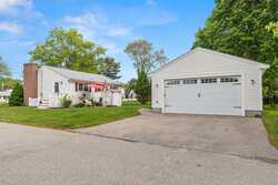 18 Knowlton Street Hamilton MA 01982