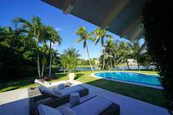 Columbia Drive New Providence BS