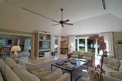 Columbia Drive New Providence BS