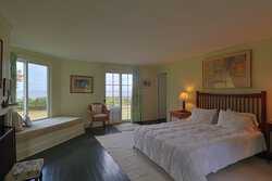 Vineyard Haven MA 02568