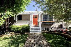 5 Brown Street Provincetown MA 02657