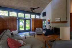 Vineyard Haven MA 02568