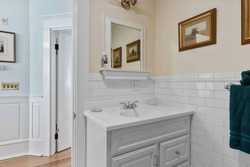 165 Commercial Street Provincetown MA 02657