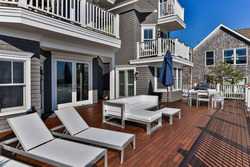 165 Commercial Street Provincetown MA 02657