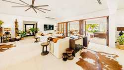 Harbour Island BS