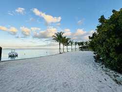 Harbour Island BS