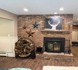 Betty Johnson Lane Winhall VT 05340