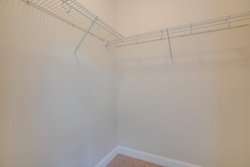35 Catesby Lane Londonderry NH 03053