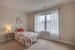 35 Catesby Lane Londonderry NH 03053