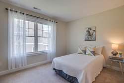 35 Catesby Lane Londonderry NH 03053