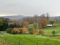 37 Maxham Road Pomfret VT 05067